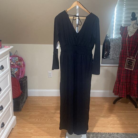 Old Navy black Waist-Defined V-Neck Jumpsuit - Picture 10 of 13